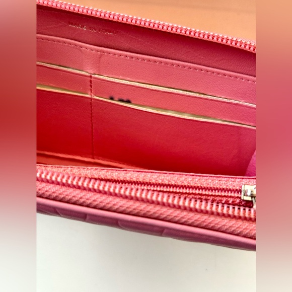 Pink Chanel Camellia Flower Zippy Wallet - Picture 9 of 16